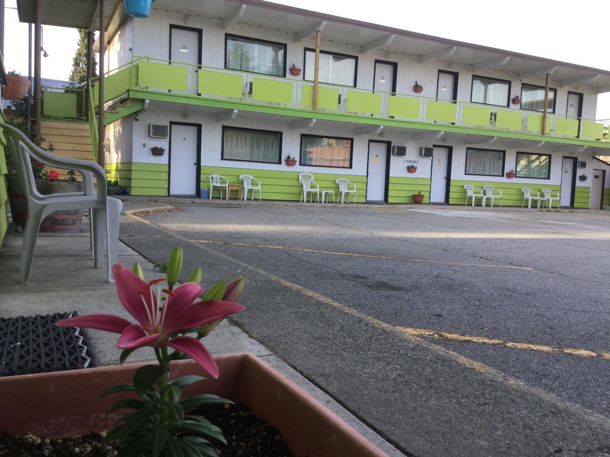 The Cedars Motel Princeton Exterior photo